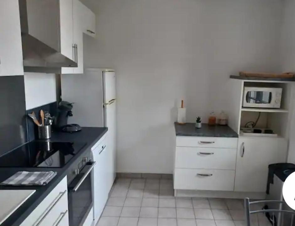 Maison Chaleureuse Avec Terrasse Et Vue Baie Avranches Luaran gambar